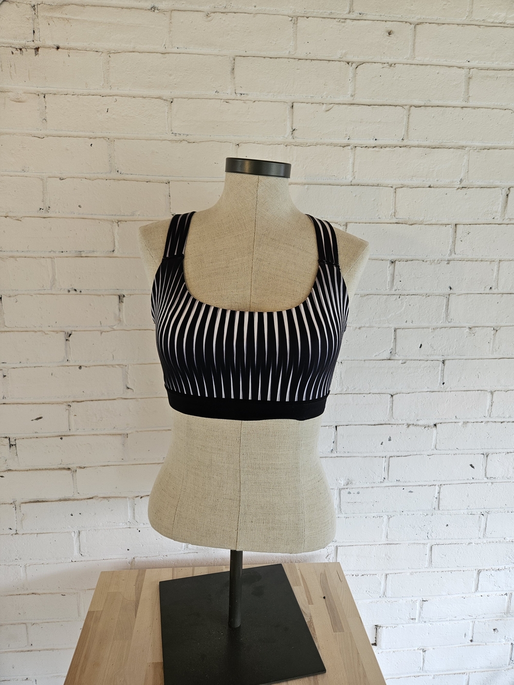 Ivy Park Black & White Optical Stripe Racerback Sports Bra